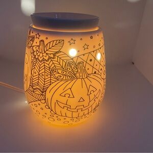 Scentsy Tricks & Treats Ceramic Warmer